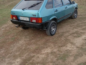 Авто ВАЗ 2109 1996 № 8048502