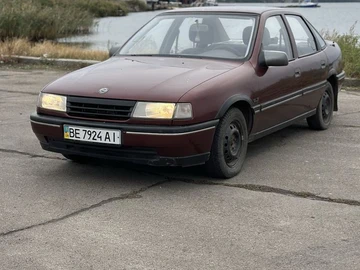 Авто Opel Vectra 1990 № 8048526