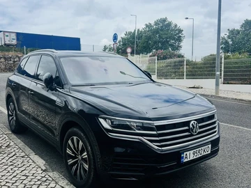 Авто Volkswagen Touareg 2020 № 8048571