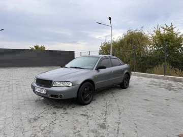 Авто Audi A4 1997 № 8048587