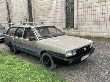 Авто Volkswagen Passat Variant 1986 № 8048603