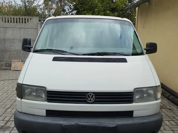 Авто Volkswagen Transporter 2000 № 8048690