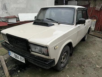 Авто ВАЗ 2107 1988 № 8048773