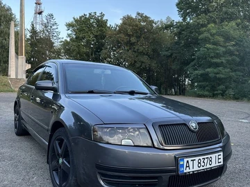 Авто Skoda Superb 2004 № 8048785