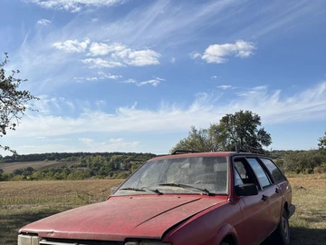 Авто Volkswagen Passat Variant 1989 № 8048928