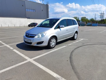 Авто Opel Zafira 2009 № 8048963