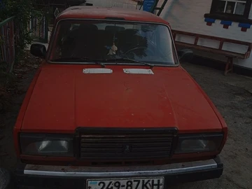 Авто ВАЗ 2107 1987 № 8049002