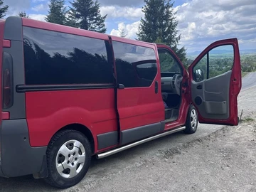 Авто Opel Vivaro 2004 № 8049005