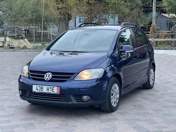 Авто Volkswagen Golf Plus 2009 № 8049201