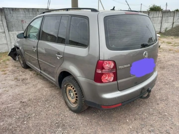 Авто Volkswagen Touran 2009 № 8049225