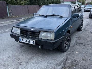 Авто ВАЗ 2109 1989 № 8049260