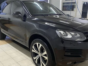 Авто Volkswagen Touareg 2014 № 8049261