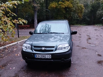 Авто Chevrolet Niva 2010 № 8049342