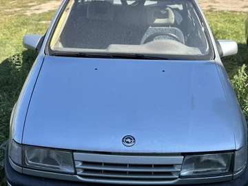 Авто Opel Vectra 1990 № 8049362