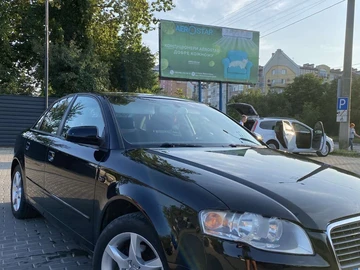 Авто Audi A4 2006 № 8049411