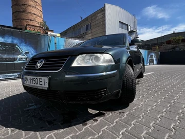 Авто Volkswagen Passat Sedan 2004 № 8049418