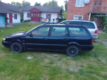 Авто Volkswagen Touran 1995 № 8049577