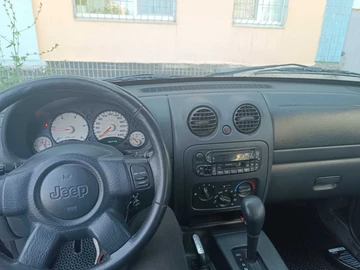 Авто Jeep Liberty 2005 № 8049754