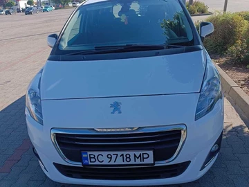 Авто Peugeot 5008 2015 № 8049756
