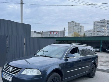 Авто Volkswagen Passat Variant 2004 № 8049759