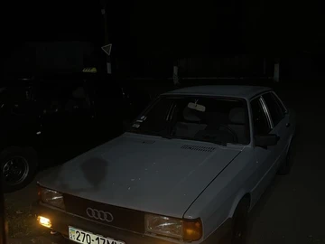 Авто Audi 80 1980 № 8049900