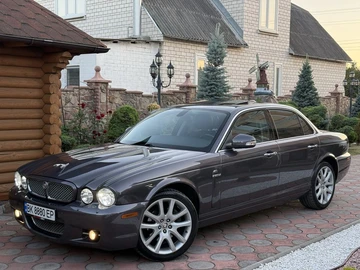 Авто Jaguar Xj 2009 № 8049944