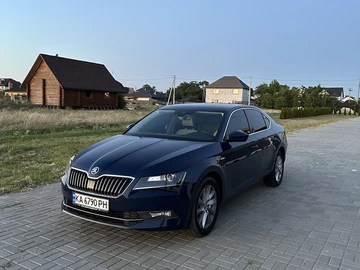 Авто Skoda Superb 2017 № 8050041