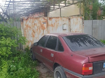 Авто Opel Vectra 1990 № 8050134