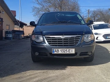 Авто Chrysler Town Country 2005 № 8050152