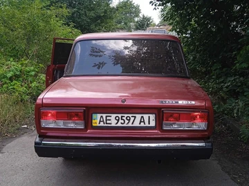 Авто ВАЗ 2107 2005 № 8050156