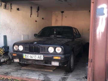 Авто BMW 3 Серия 1990 № 8050213