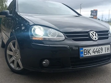 Авто Volkswagen Golf 2005 № 8050221