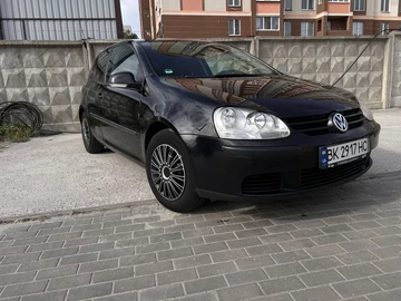 Авто Volkswagen Golf 2005 № 8050235