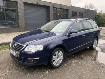 Авто Volkswagen Passat Variant 2010 № 8050299