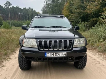 Авто Jeep Cherokee 2000 № 8050448