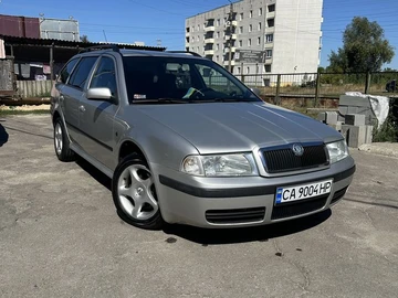 Авто Skoda Octavia 2004 № 8050472