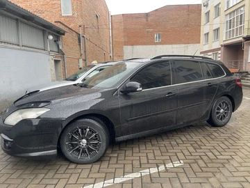 Авто Renault Laguna 2010 № 8050509