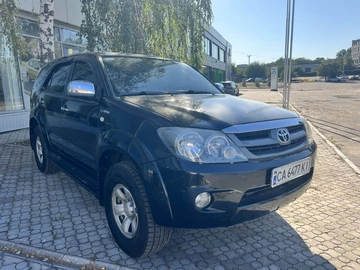 Авто Toyota Fortuner 2008 № 8050526