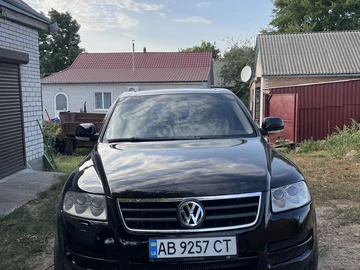 Авто Volkswagen Touareg 2005 № 8050544