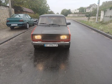 Авто ВАЗ 2107 1984 № 8050616