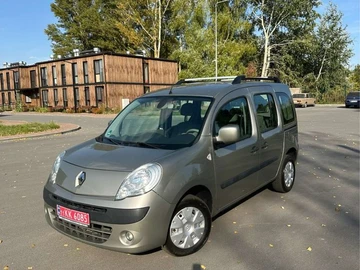 Авто Renault Kangoo Passenger 2008 № 8050796
