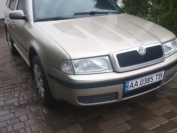 Авто Skoda Octavia 2004 № 8050880