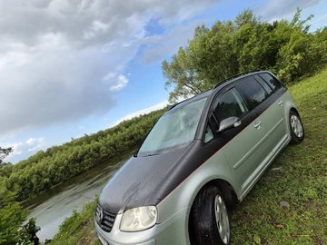 Авто Volkswagen Touran 2005 № 8050888