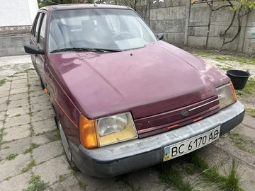 Авто ЗАЗ Таврия 2004 № 8050925