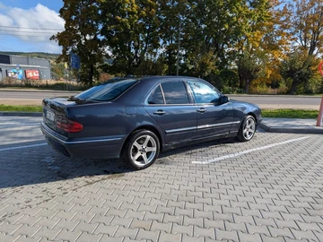 Авто Mercedes E Серия 2001 № 8051126