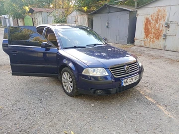 Авто Volkswagen Passat Sedan 2001 № 8051179