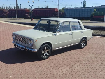 Авто ВАЗ 2101 1973 № 8051200
