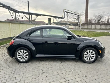 Авто Volkswagen Beetle 2012 № 8051234