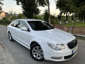 Авто Skoda Superb 2012 № 8051310