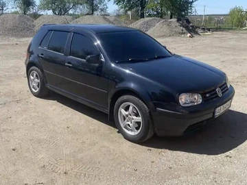 Авто Volkswagen Golf 2002 № 8051333